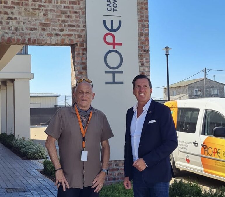 Marco Scherbaum zu Besuch bei der Hilfsorganisation HOPE Capetown, Delft Südafrika
